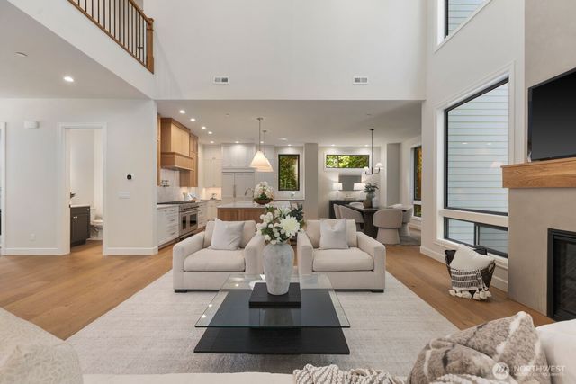 22605 NE 142nd Place, Woodinville, WA 98077