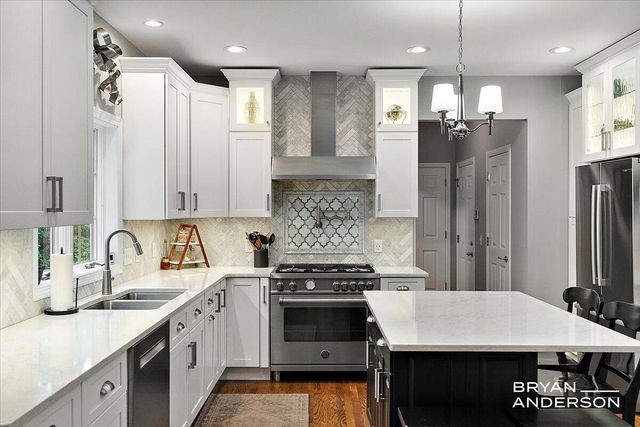 1015 Bradford Hollow Lane NE, Grand Rapids, MI 49525