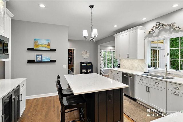 1015 Bradford Hollow Lane NE, Grand Rapids, MI 49525