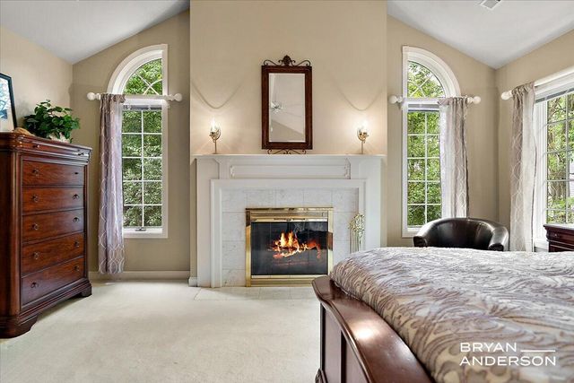 1015 Bradford Hollow Lane NE, Grand Rapids, MI 49525