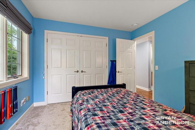 1015 Bradford Hollow Lane NE, Grand Rapids, MI 49525