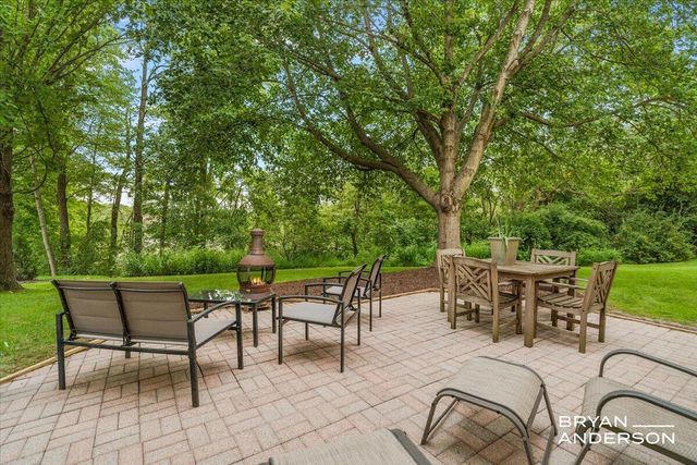 1015 Bradford Hollow Lane NE, Grand Rapids, MI 49525