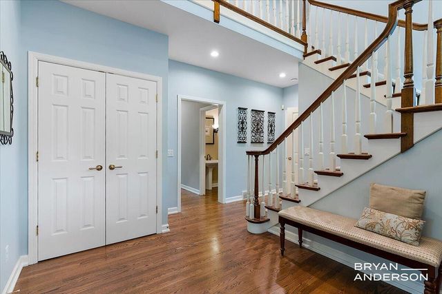 1015 Bradford Hollow Lane NE, Grand Rapids, MI 49525