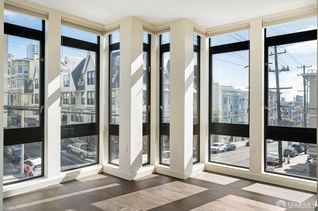 1601 Larkin Street 302, San Francisco, CA 94109