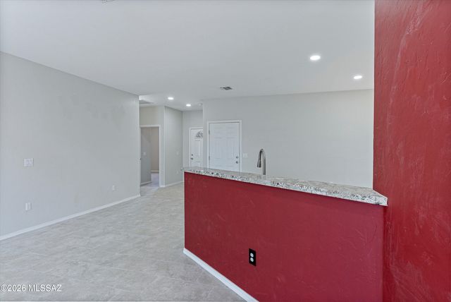 200 S Atlanta Street, Vail, AZ 85641