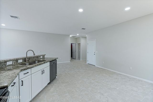 200 S Atlanta Street, Vail, AZ 85641