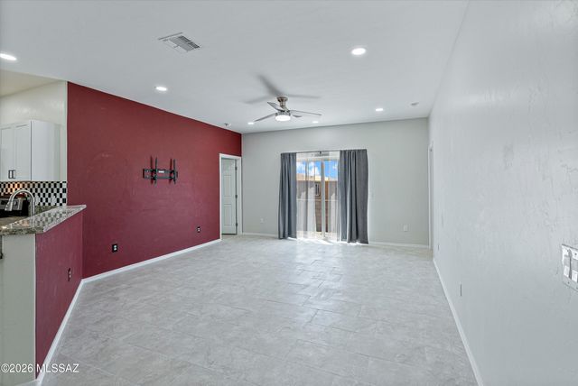 200 S Atlanta Street, Vail, AZ 85641