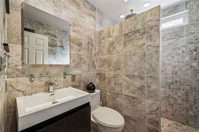 506 Sheridan Ln, Export, PA 15632