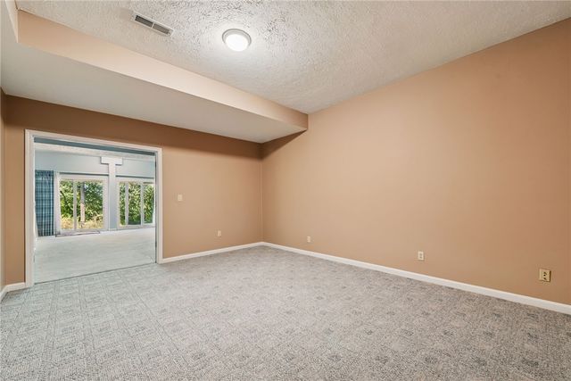 506 Sheridan Ln, Export, PA 15632