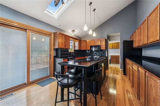 506 Sheridan Ln, Export, PA 15632