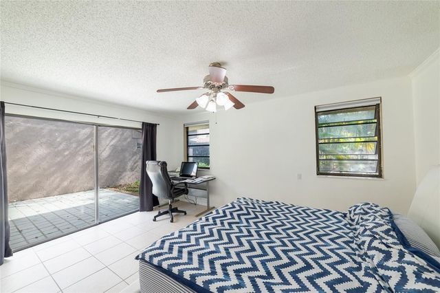 402 Saint Andrews Road 55, Hollywood, FL 33021