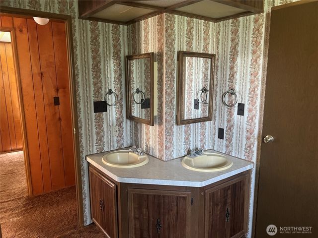 400 S Main, Washtucna, WA 99371