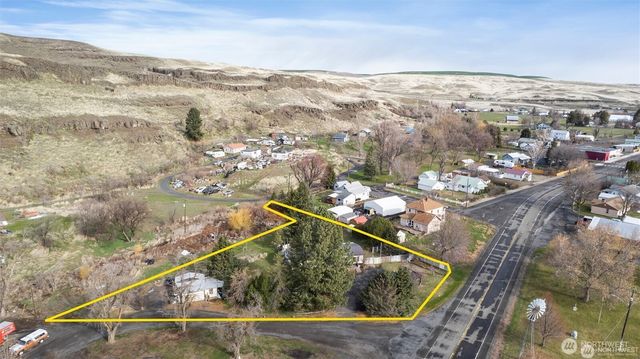 400 S Main, Washtucna, WA 99371