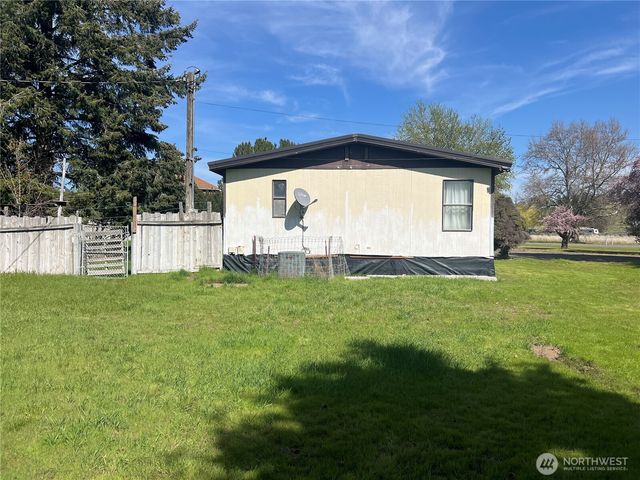 400 S Main, Washtucna, WA 99371
