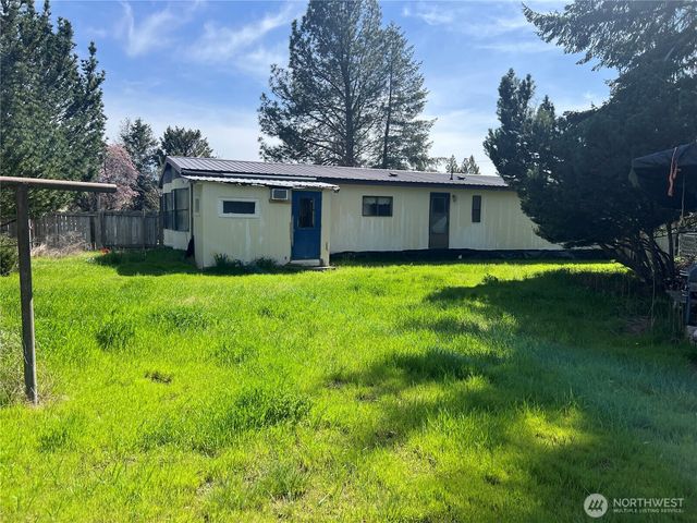 400 S Main, Washtucna, WA 99371