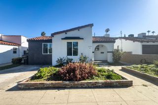 2370 Pine A, Long Beach, CA 90806