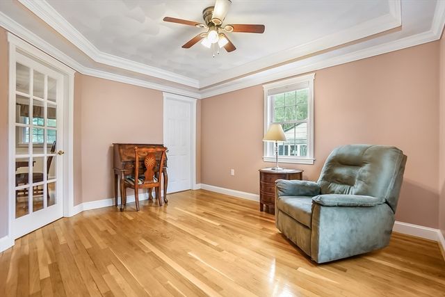 4 Heritage Drive, Reading, MA 01867