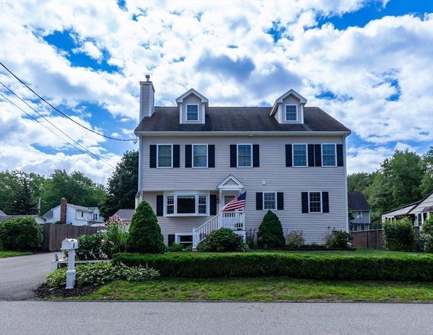 4 Heritage Drive, Reading, MA 01867