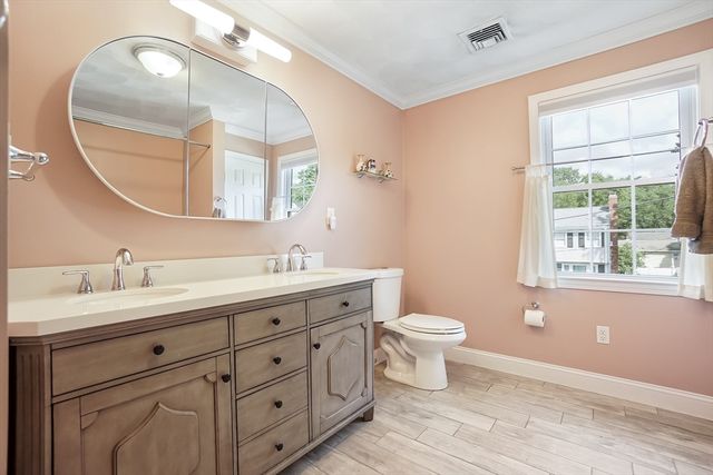 4 Heritage Drive, Reading, MA 01867