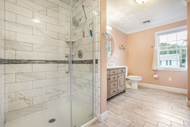 4 Heritage Drive, Reading, MA 01867