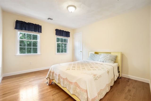 4 Heritage Drive, Reading, MA 01867
