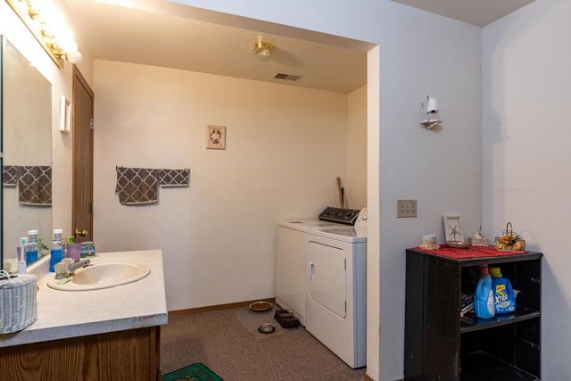 122 W KIMBERLY AVENUE, Kimberly, WI 54136