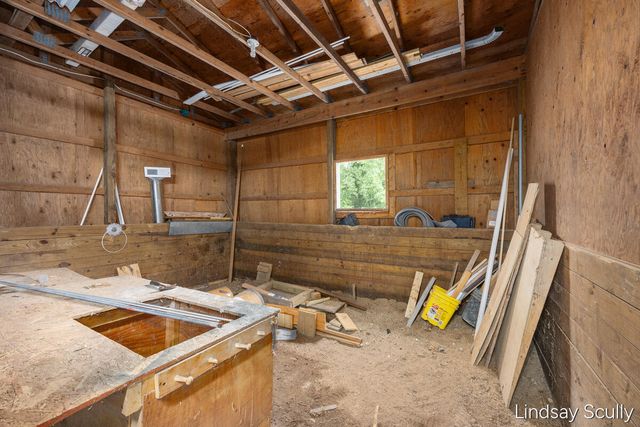 1525 104th Street SW, Byron Center, MI 49315