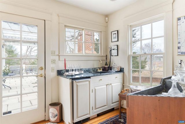 4040 EDGE VALLEY RD, North Garden, VA 22959