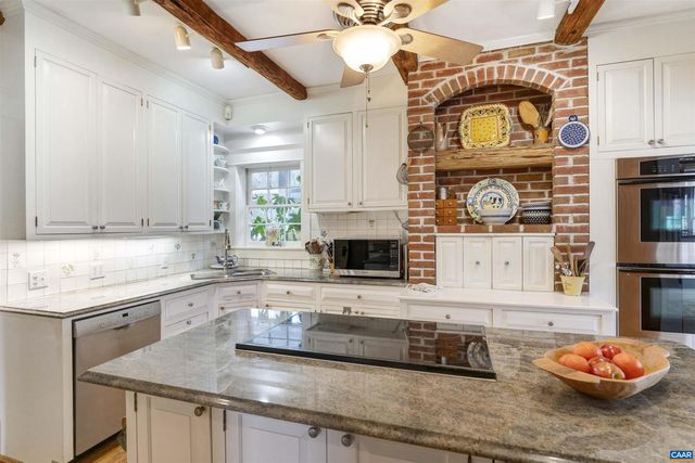 4040 EDGE VALLEY RD, North Garden, VA 22959