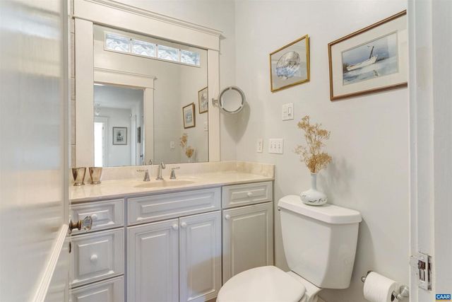 4040 EDGE VALLEY RD, North Garden, VA 22959