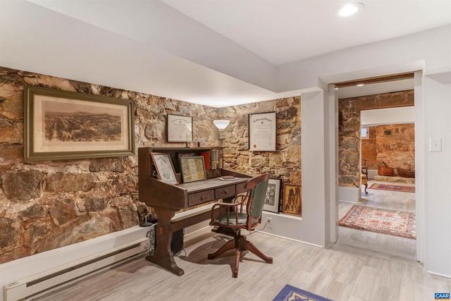 4040 EDGE VALLEY RD, North Garden, VA 22959