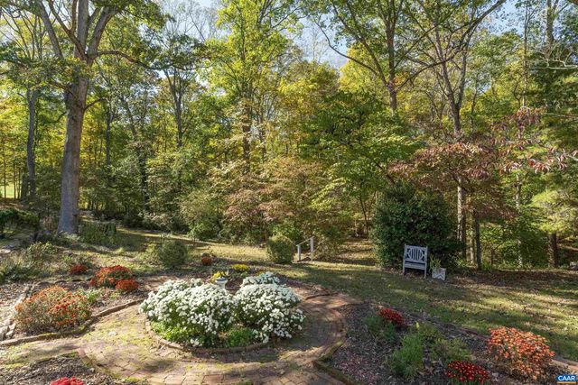 4040 EDGE VALLEY RD, North Garden, VA 22959