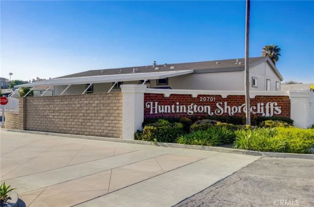 20701 Beach 55, Huntington Beach, CA 92648