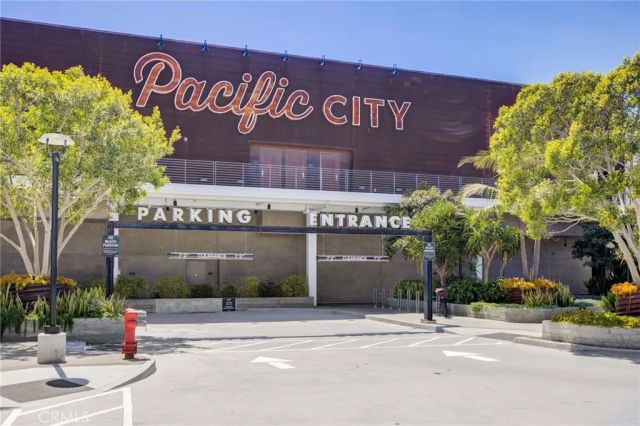 20701 Beach 55, Huntington Beach, CA 92648