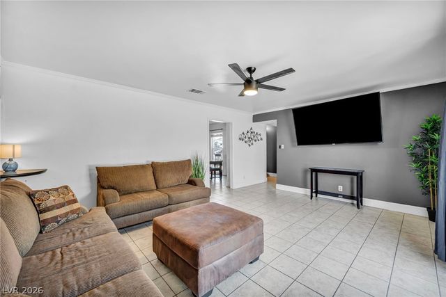 7604 Pheasant Lane, Las Vegas, NV 89145