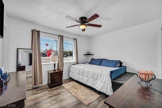 7604 Pheasant Lane, Las Vegas, NV 89145