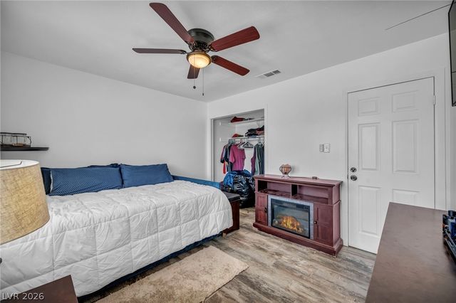 7604 Pheasant Lane, Las Vegas, NV 89145