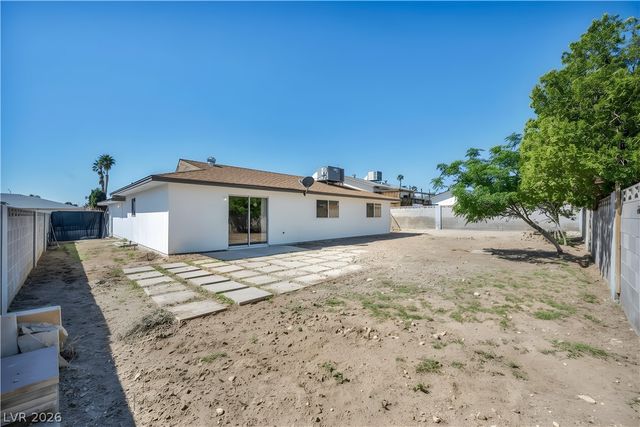 7604 Pheasant Lane, Las Vegas, NV 89145