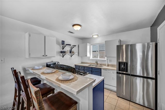 7604 Pheasant Lane, Las Vegas, NV 89145