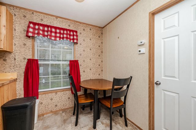7 D'amours Avenue, Rochester, NH 03839