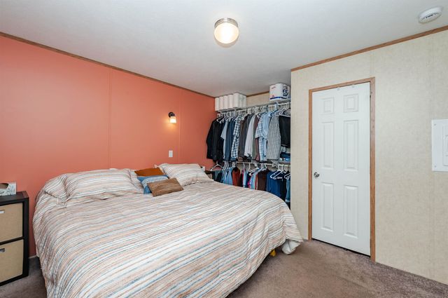7 D'amours Avenue, Rochester, NH 03839
