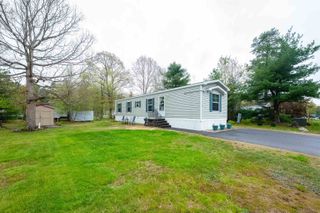 7 D'amours Avenue, Rochester, NH 03839