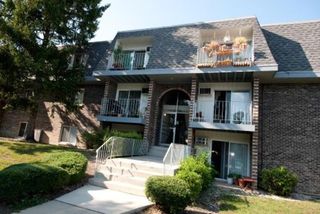 928 Jonathon Court 304, Prospect Heights, IL 60070