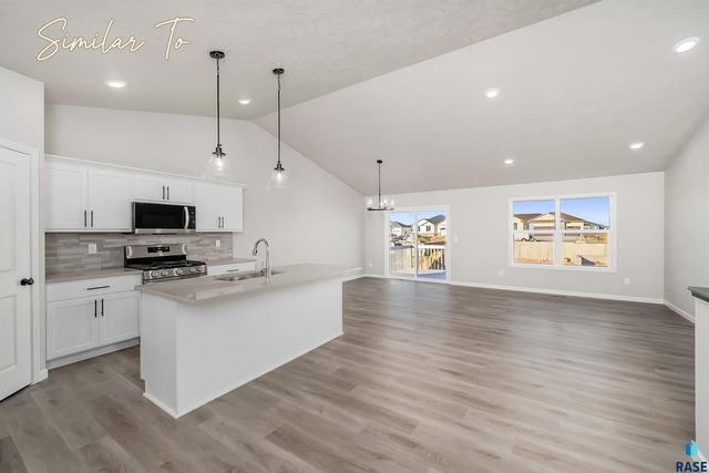 2205 E Bergen Cir Circle, Brandon, SD 57005