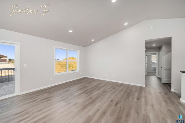 2205 E Bergen Cir Circle, Brandon, SD 57005