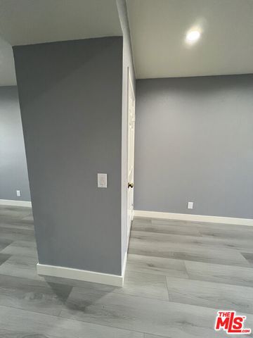 7639 Kester Avenue 5, Van Nuys, CA 91405