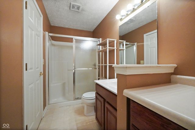 5682 Perry Road, Martinsville, IN 46151