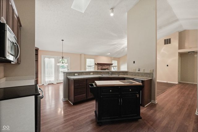 5682 Perry Road, Martinsville, IN 46151