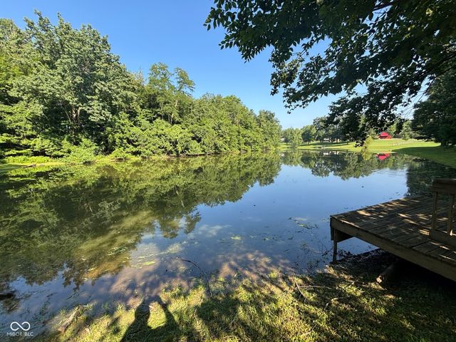 5682 Perry Road, Martinsville, IN 46151