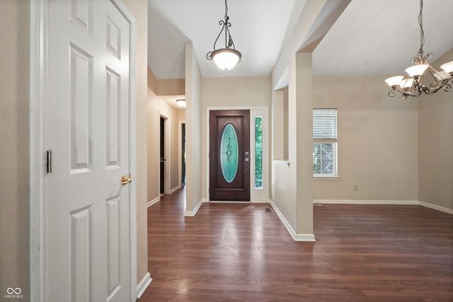 5682 Perry Road, Martinsville, IN 46151